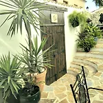 فندق مبيت وإفطار Casa Blanca