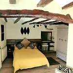 Casa Blanca فندق مبيت وإفطار 4*
