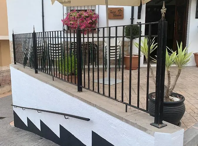 Casa Blanca 4*