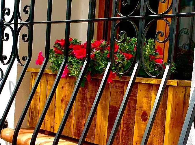 Casa Blanca Bed and breakfast 4*